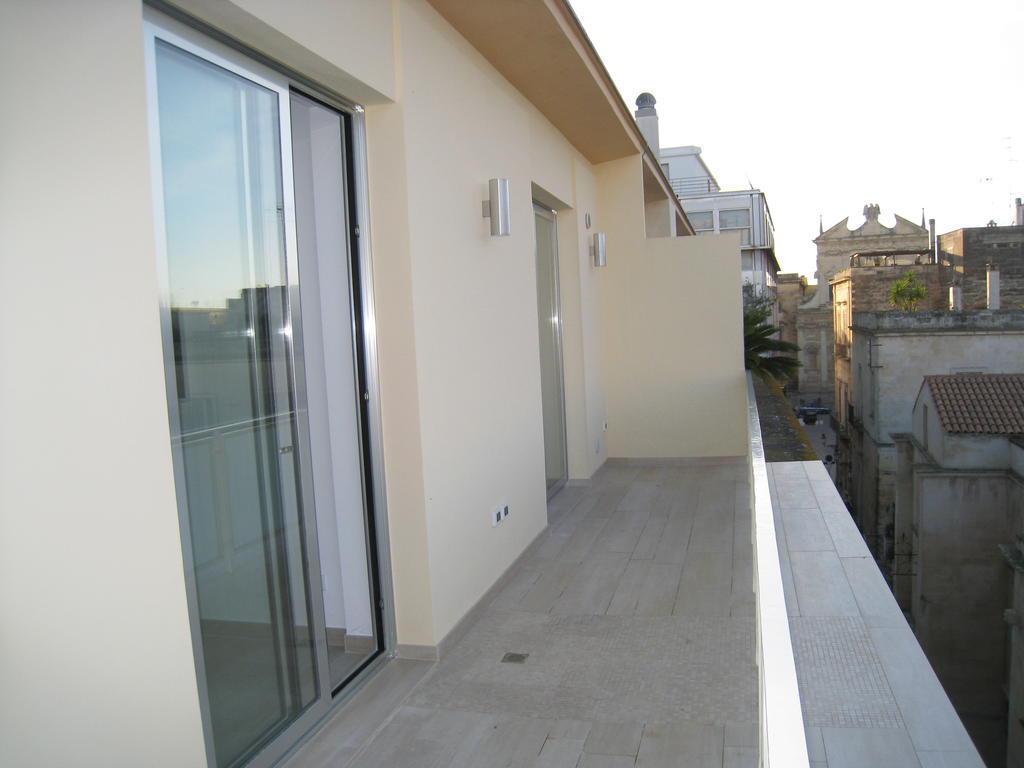 شقة Penthouse Santa Croce ليتشي الغرفة الصورة